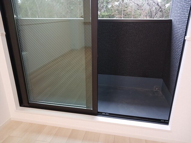 バルコニー　広々としたバルコニーです