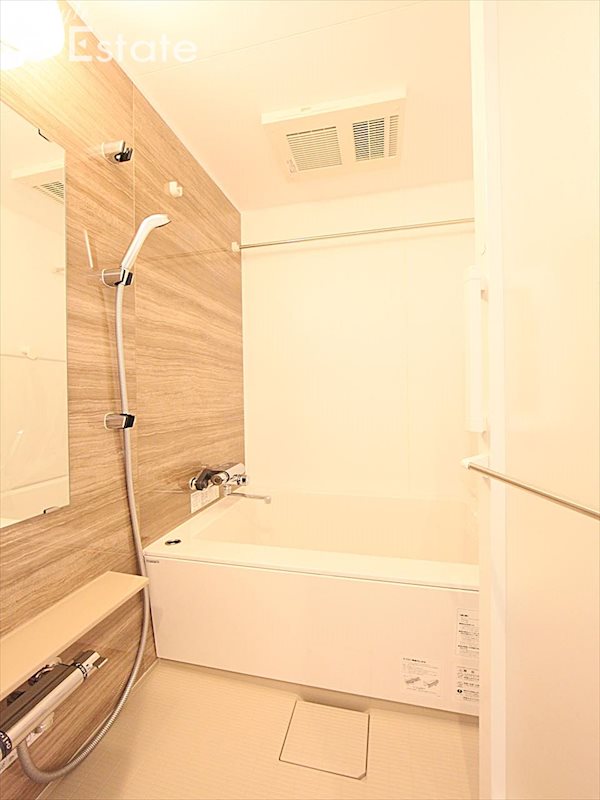 バス・シャワールーム　バスルーム