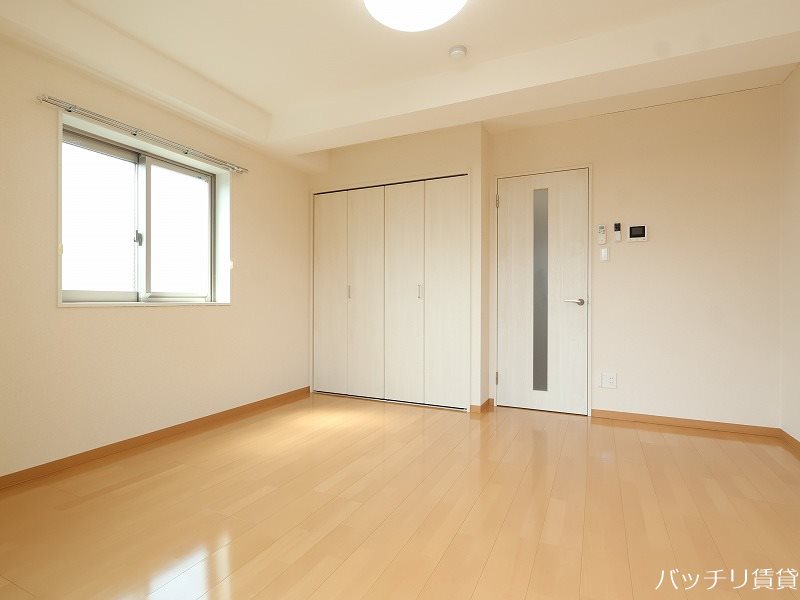 居室・リビング　別室写真の為、現状を優先いたします。