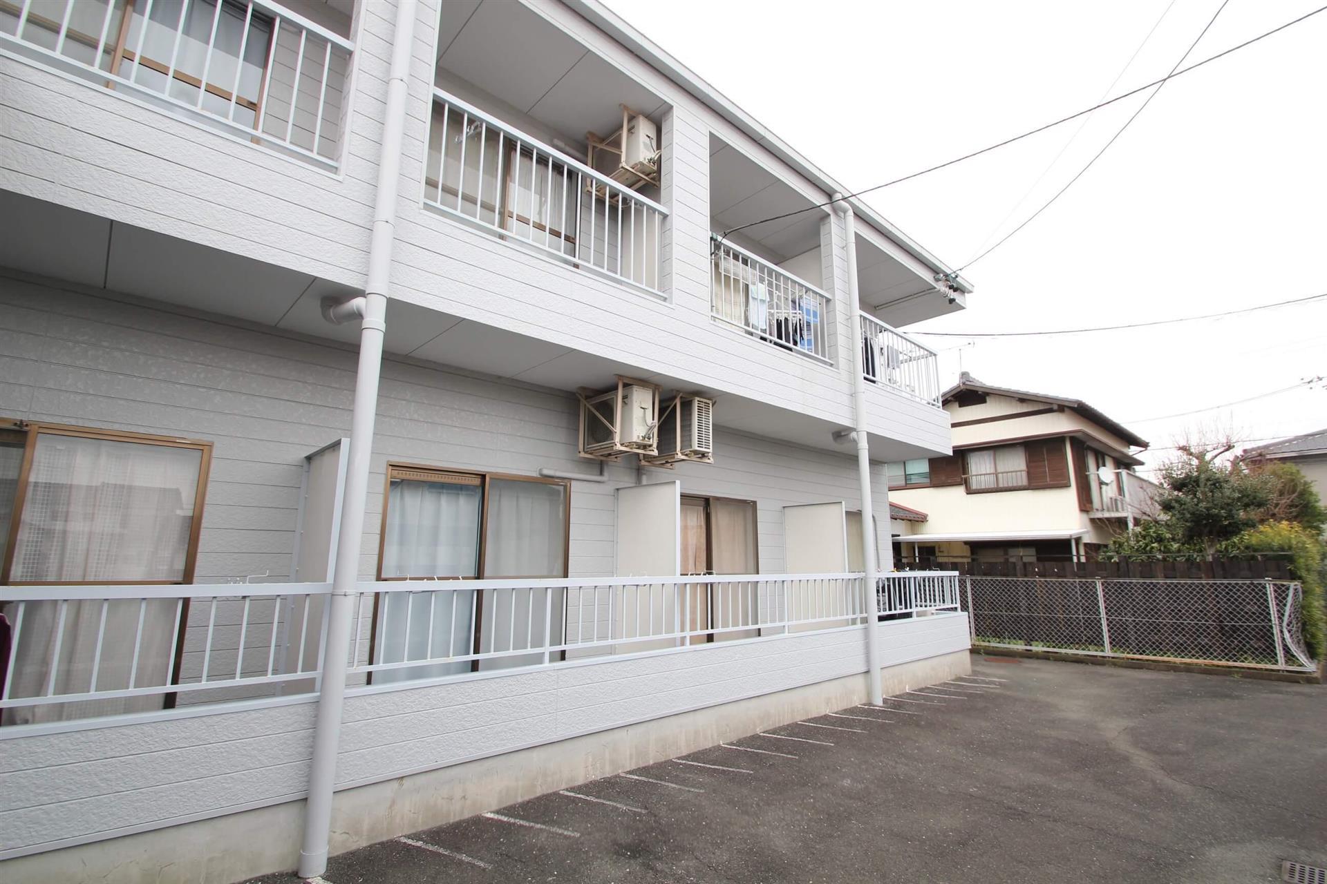 建物外観　駅近なのに閑静な住環境。