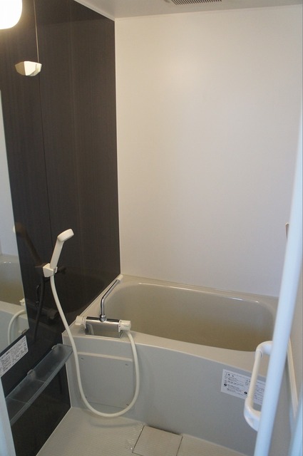 バス・シャワールーム　キレイなバスルーム♪