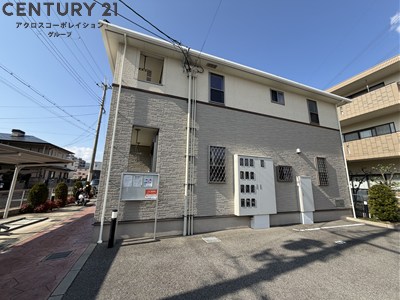 建物外観　敷地内に駐車場があります！