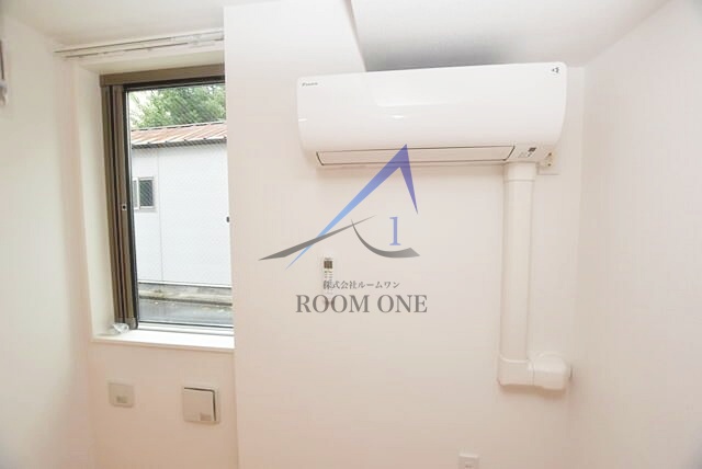 その他　エアコン付きです。