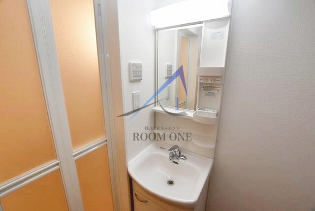 洗面設備　洗面台です。