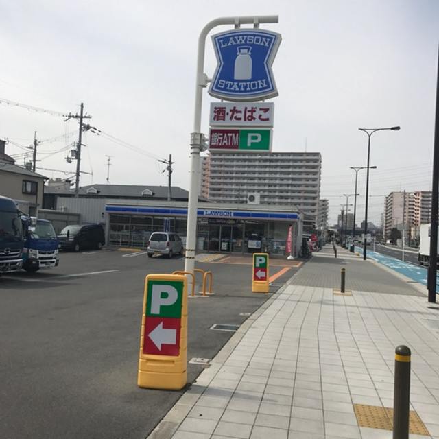 コンビニ　ローソン長吉六反四丁目店（コンビニ）まで223m