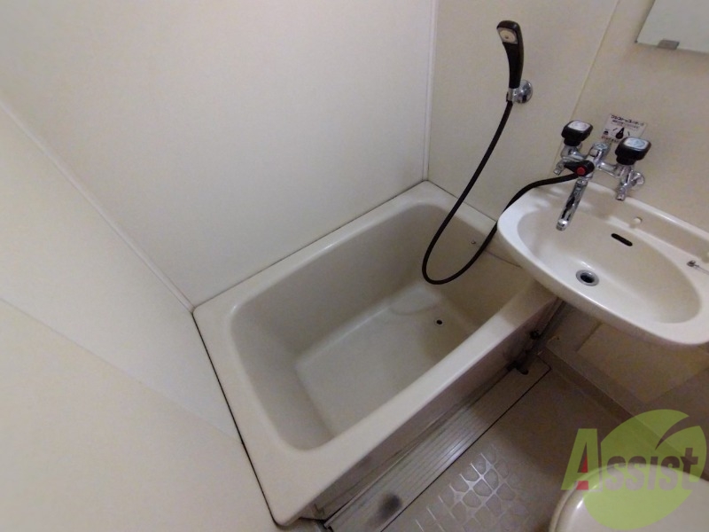 バス・シャワールーム　お風呂はくつろぎの場所ですよね。部屋選びのポイントです。