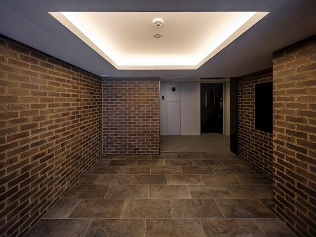 ロビー　落ち着いたロビーです