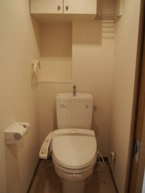 トイレ　シャワートイレ