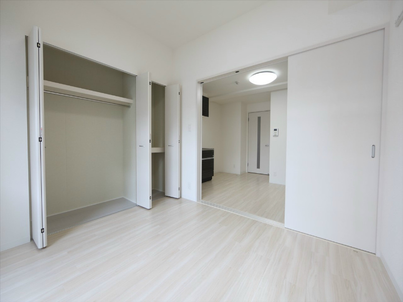 居室・リビング　洋室6帖　クローゼット（収納充実してます）