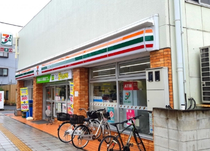 コンビニ　セブンイレブン 足立梅島駅北店（コンビニ）まで224m