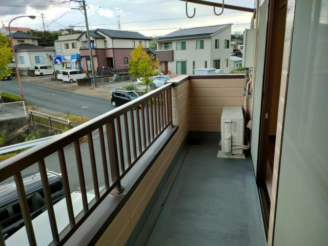 バルコニー　現況優先
