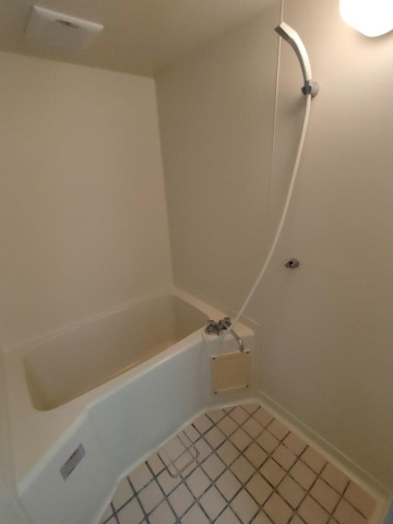 バス・シャワールーム　現況優先