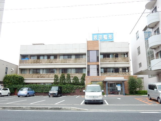 病院　坂田整形外科（病院）まで215m