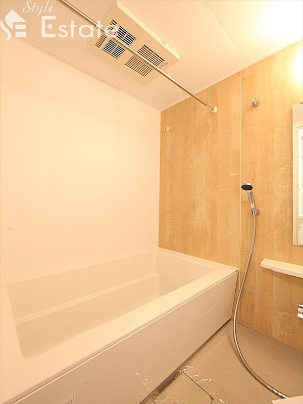 バス・シャワールーム　バスルーム