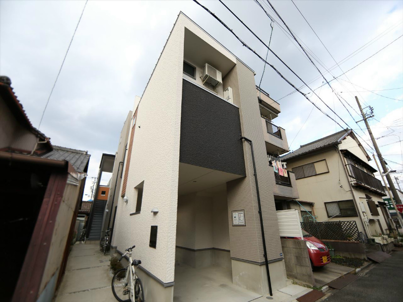 建物外観　外観　デザイナーズ　光インターネット無料