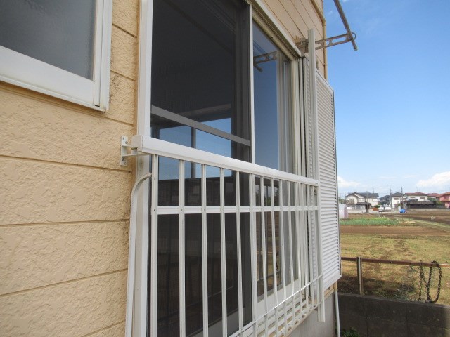 バルコニー　出窓