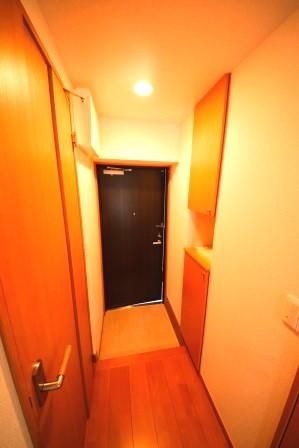 玄関　★インターネット光回線利用無料★オートロックエントランス★