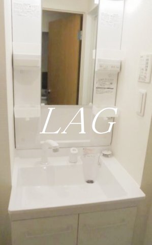 洗面設備　洗面台です。