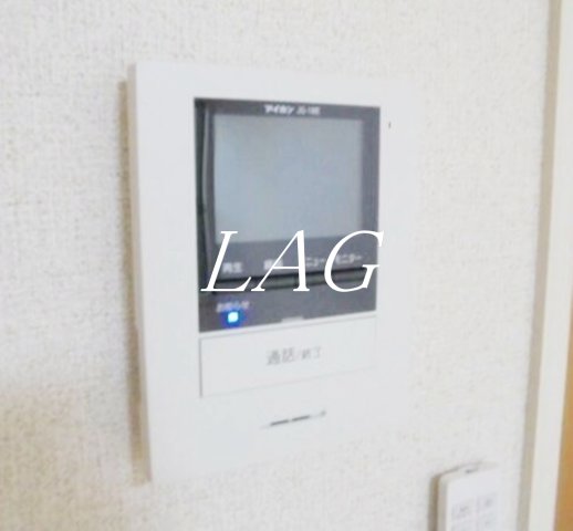 セキュリティ　モニター付きインターホンになります。