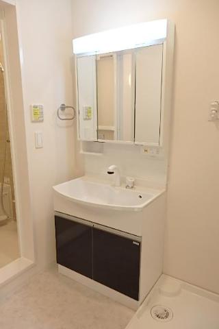 洗面設備　洗髪洗面化粧台