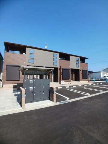 駐車場　駐車場があるので、車を買う予定の方も安心です