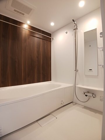 バス・シャワールーム　お風呂です