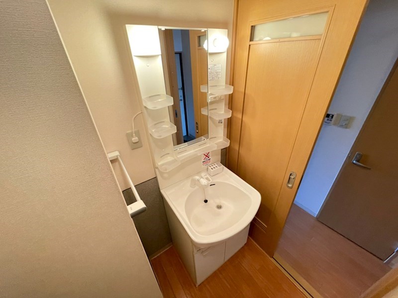 洗面設備　※別号室の写真使用中