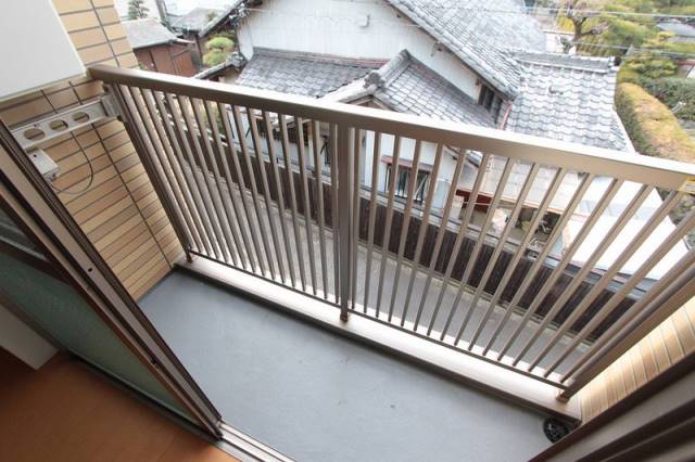 バルコニー　２０２号室内装写真参照