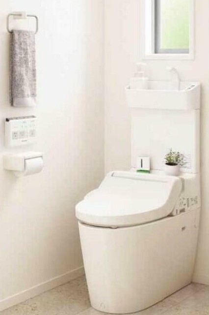 トイレ　※キャプション:商品イメージ:温水洗浄便付トイレ