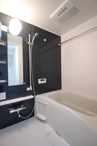 バス・シャワールーム　※同建築会社　別タイプ参考写真