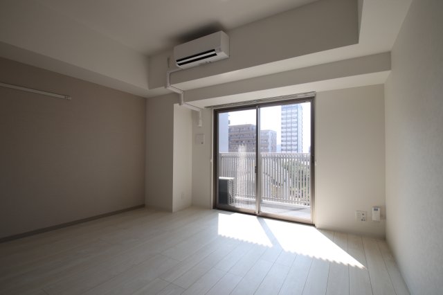 居室・リビング　※同建築会社　別タイプ参考写真