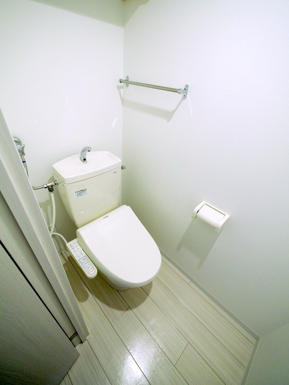 トイレ　ウォシュレット完備しています♪