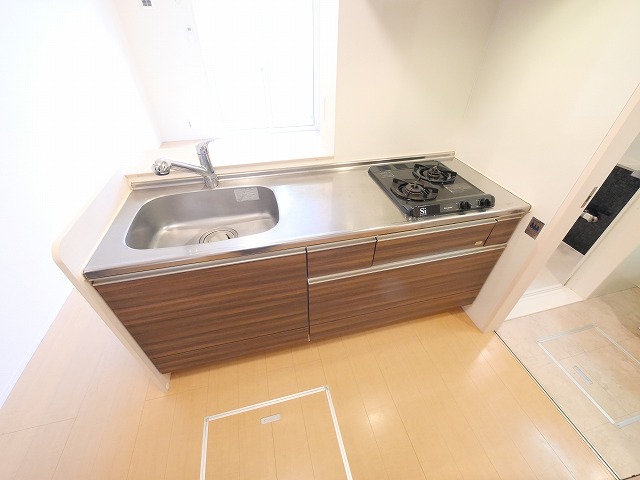 キッチン　2口コンロのシステムキッチンです