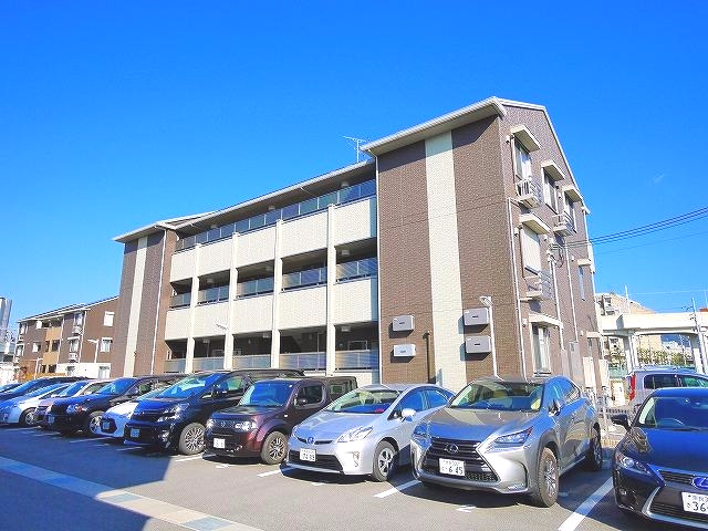 建物外観　キレイな外観です。