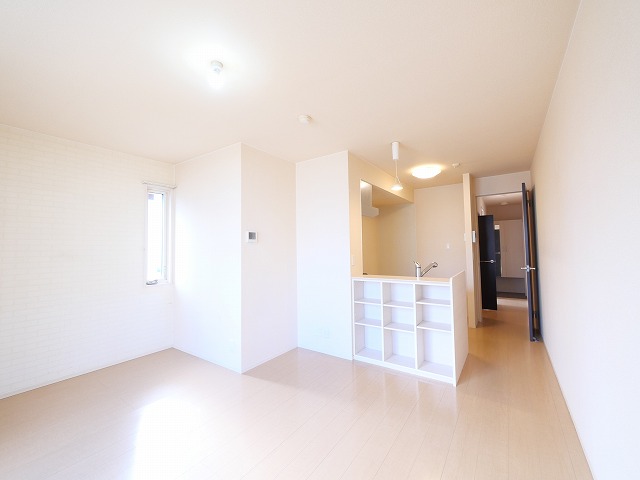 居室・リビング　ゆったりとしたリビングです