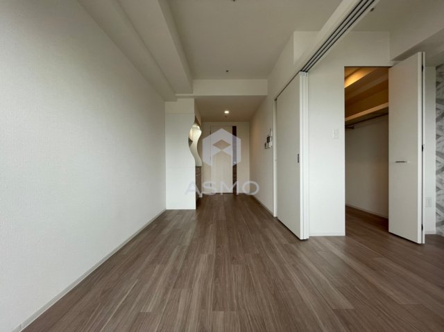 居室・リビング　同マンション別部屋参考写真