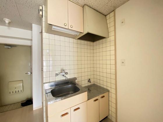 キッチン　※別部屋の写真です