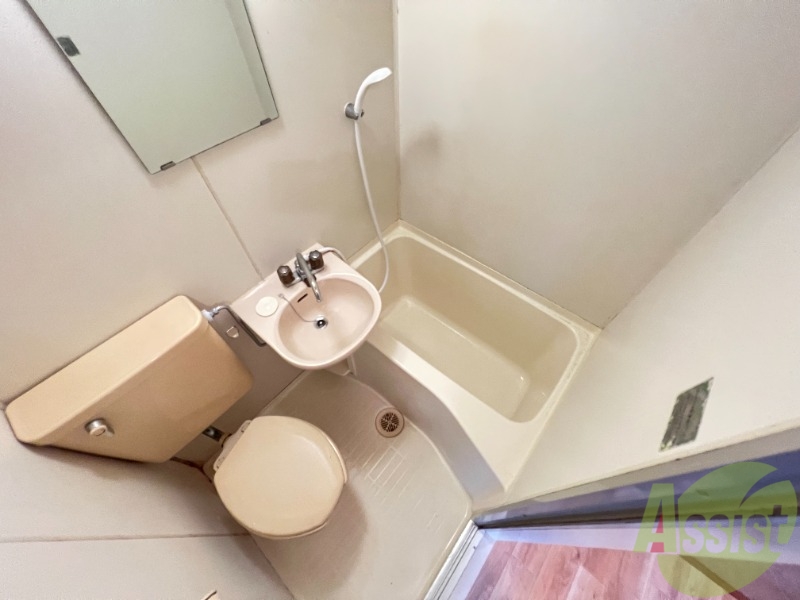 バス・シャワールーム