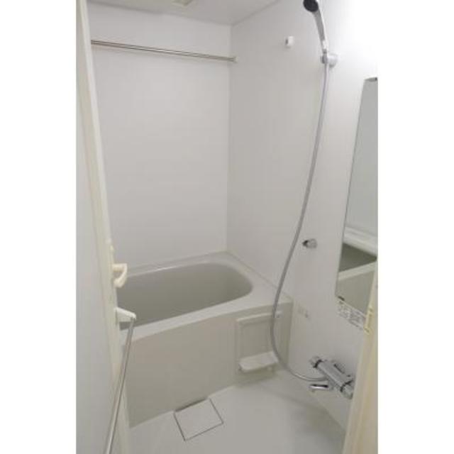 バス・シャワールーム　※写真は同タイプ住戸です。