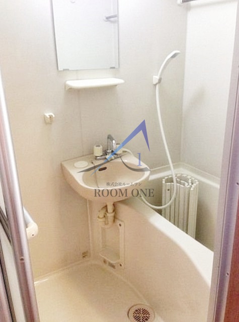 バス・シャワールーム　お風呂です。