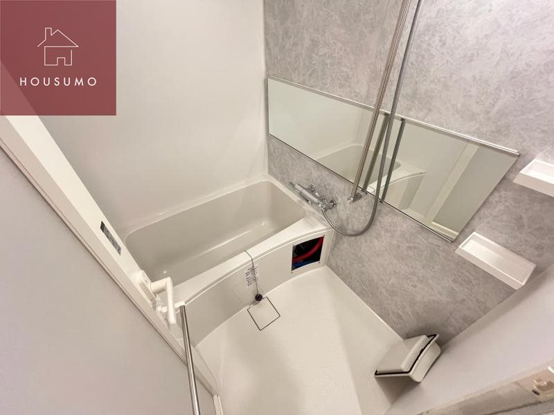 バス・シャワールーム　日々の疲れを癒すお風呂付です 同施工会社・同型モデルの室内で