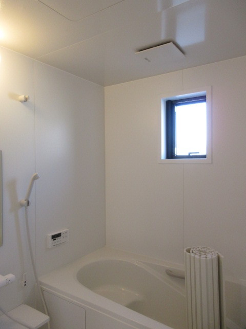 バス・シャワールーム　追焚給湯付きバス