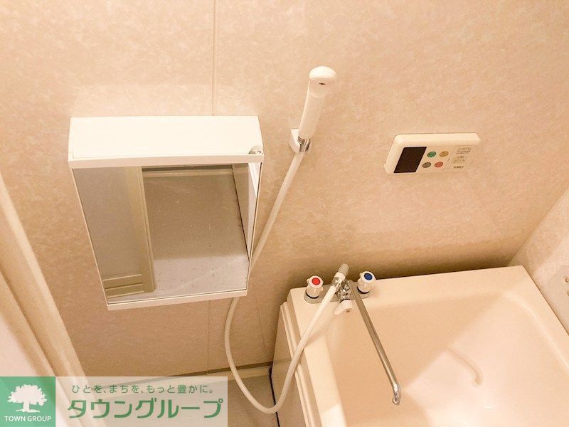 バス・シャワールーム