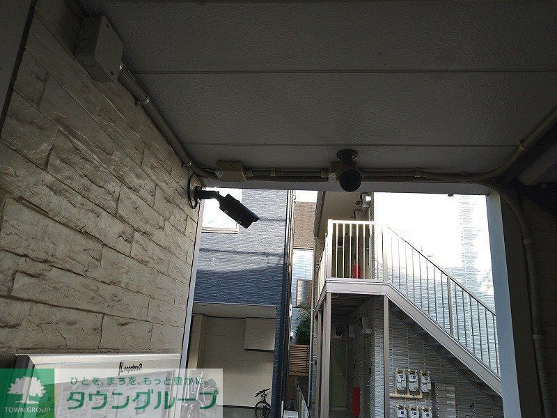 ロビー　防犯カメラ設置