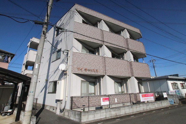 建物外観　鉄骨造マンションです！