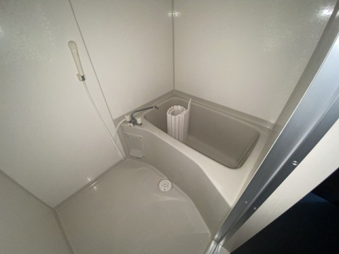 バス・シャワールーム　お風呂で日々の疲れを落としましょう