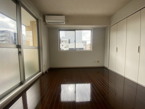 居室・リビング　写真は同マンションの別のお部屋のものです