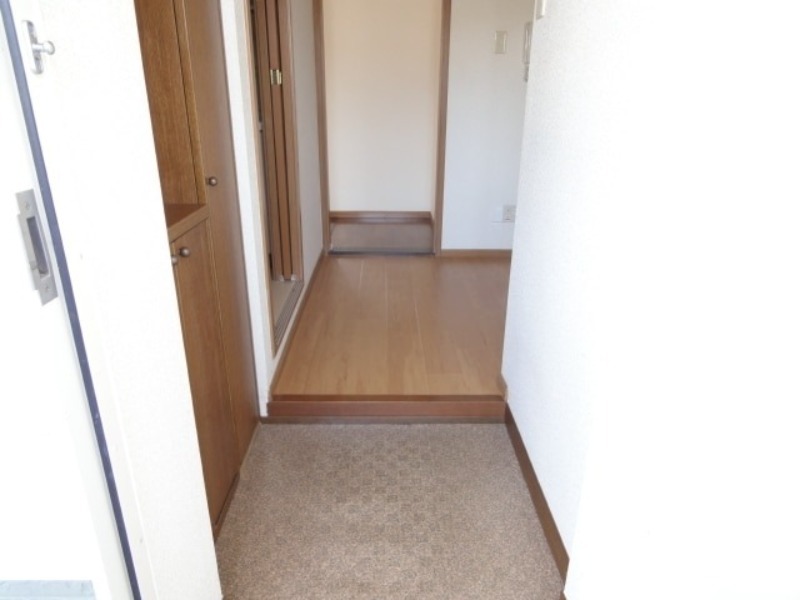 玄関　図面と現状に相違がある場合には現状を優先