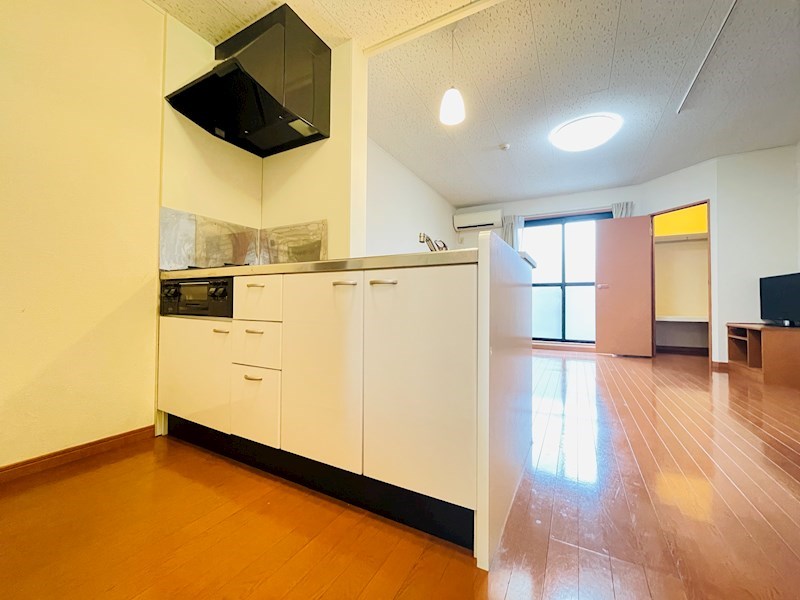 居室・リビング　当物件の参考写真です。(同建物の部屋)