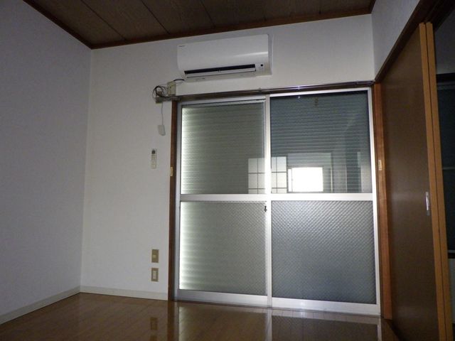 その他設備　雨戸